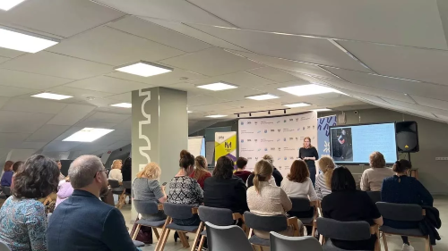 «Школа творческих мастерских» набирает обороты: за два месяца более ста человек прошли обучение по трем направлениям